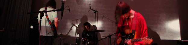 http://pitchfork-cdn.s3.amazonaws.com/content/Dive.gif