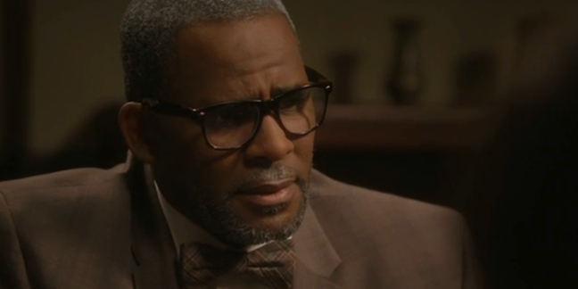 Watch: Chapter 26 of R. Kelly's "Trapped in the Closet"