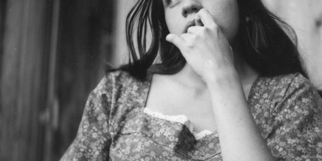 Listen: New Grouper: 