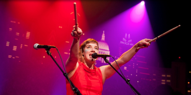 Watch tUnE-yArDs on 