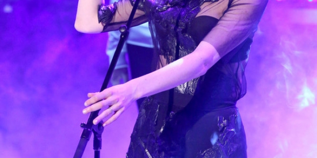 St. Vincent Does "Teenage Talk" on "The Tonight Show"