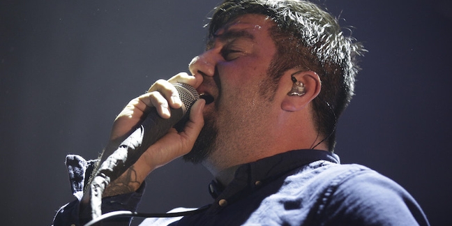 Deftones’ Chino Moreno Breaks Foot Mid-Concert, Keeps Playing: Video