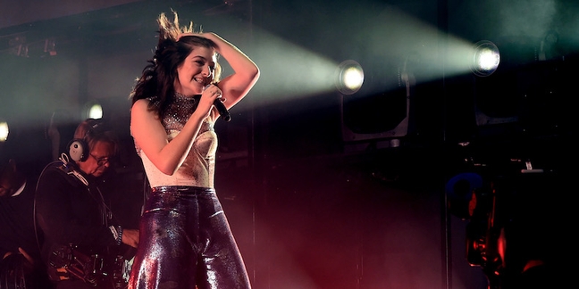 Coachella 2017: Watch Lorde Debut New Song “Homemade Dynamite”