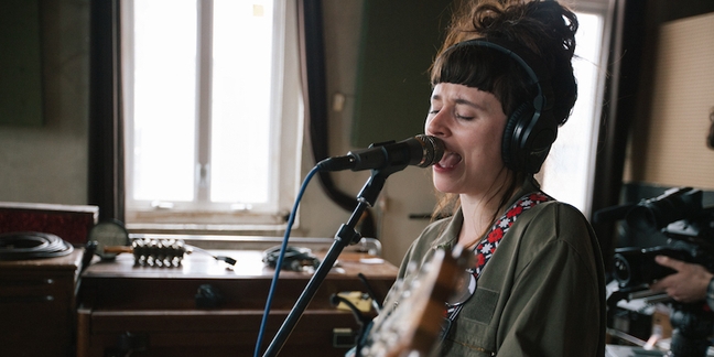 Watch Waxahatchee’s Video for New Song “No Curse”