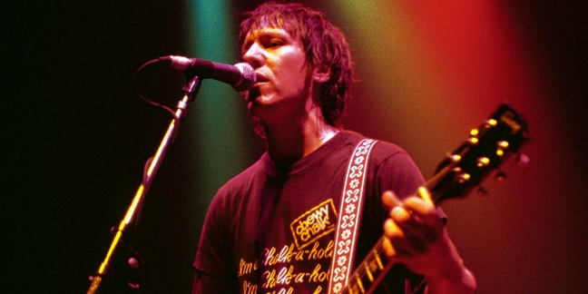 Hear Elliott Smith’s Unreleased Live Version of “Pretty (Ugly Before)” From New Planned Parenthood Comp