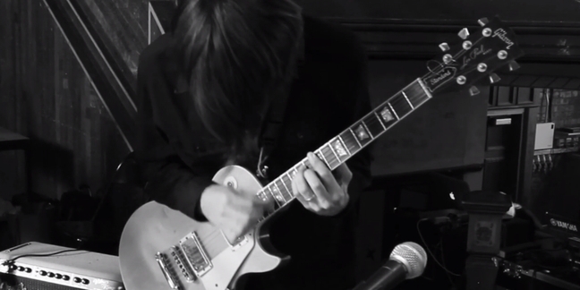 Radiohead's Jonny Greenwood Performs with the London Contemporary Orchestra