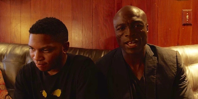 Gallant Duets With Seal on "Weight in Gold"