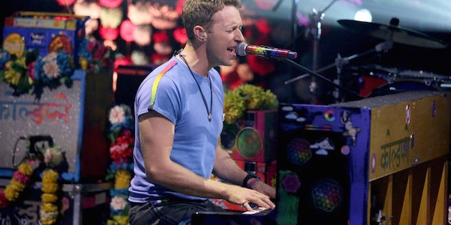 Coldplay Chat, Perform "Up&Up" and "A Head Full of Dreams" on "The Tonight Show"